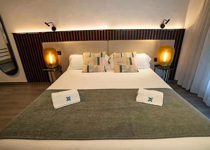 Isa Sevilla Suites